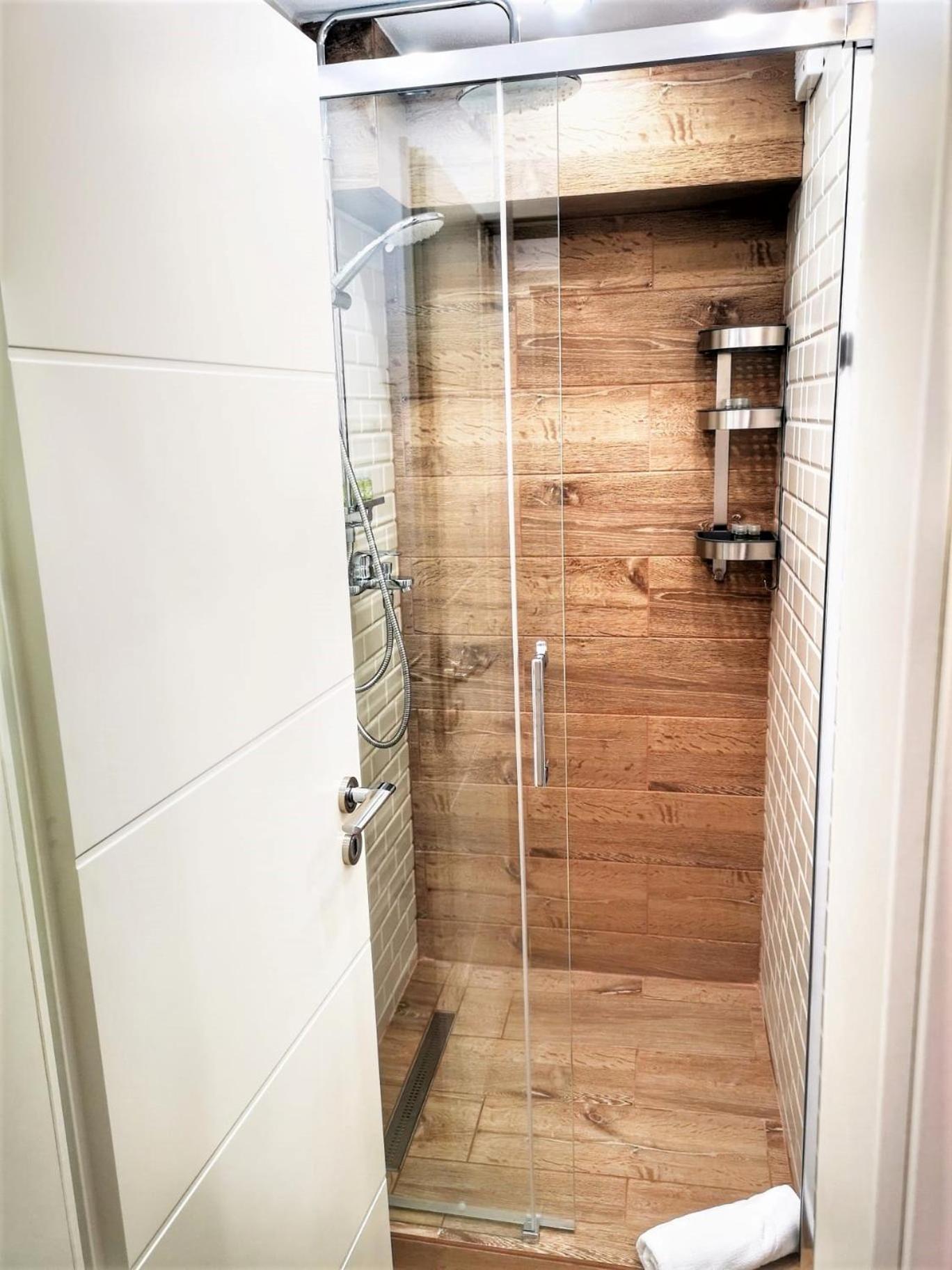 T House Apartment Sibiu Luaran gambar