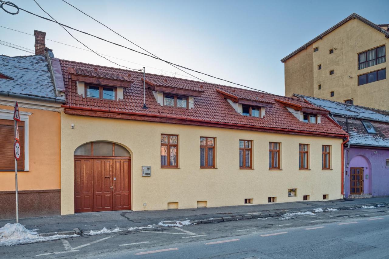 T House Apartment Sibiu Luaran gambar